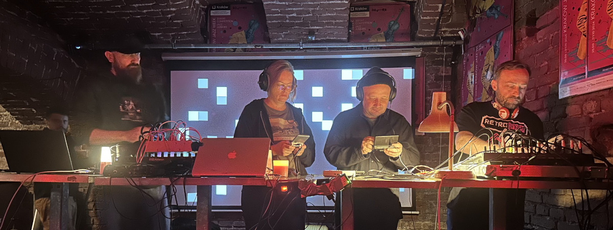 About Mikroorchestra